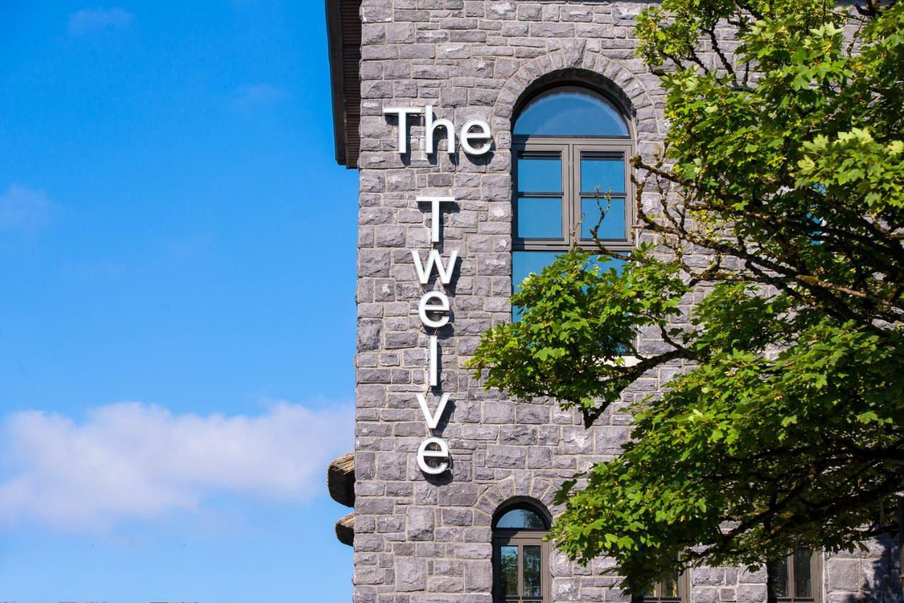 The Twelve 4* Bearna